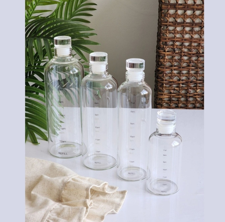 بطری ایکیا پیرکس طرح یونیک